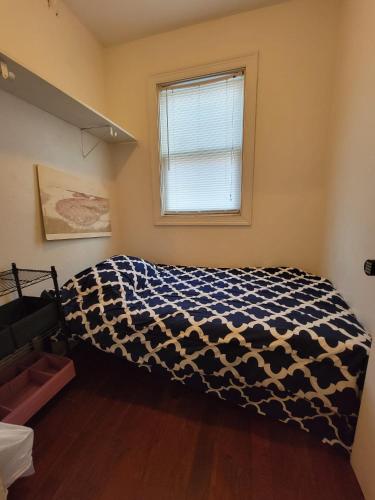 Esjacpe Guest House 2 in Jamaica Plain