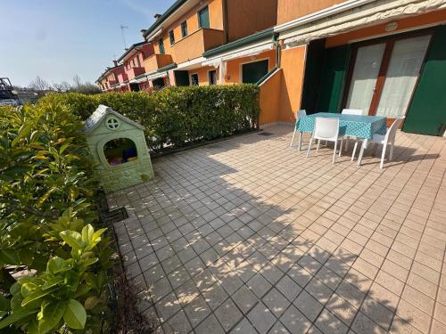 Villaggio dei Fiori deluxe apartments - image 3