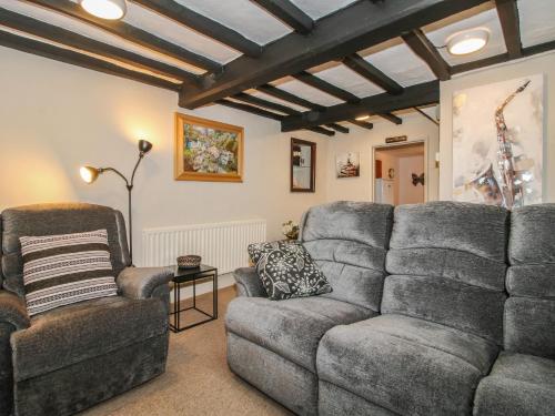 Cariad Cottage - image 2