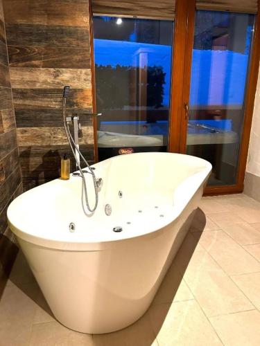 ALPIN 7 Jasná - Free Jacuzzi & Sauna (ALPIN 7 Jasna - Free Jacuzzi & Sauna) in Demanovska Dolina