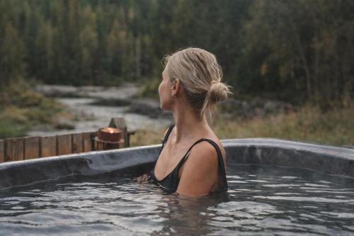 Ådalsvollen Retreat -Go Wild for a While, Private Nature Getaway, Are