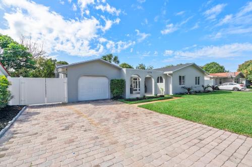 A szálláshely kívülről, Mins to Hard Rock Stadium-FIFA World Cup & F1 MIA in Margate