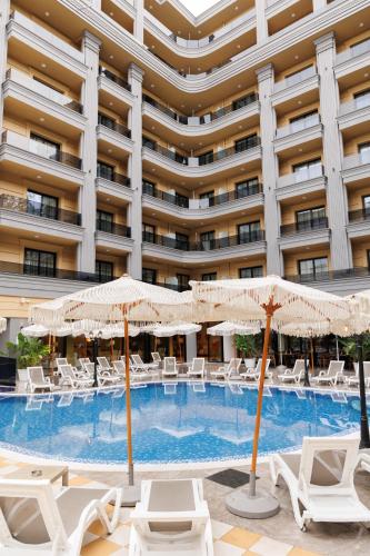 Fafa Sun Hotel - Adults Only in Golem