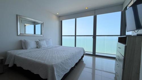 2704 Morros City - Spectacular beachfront apt