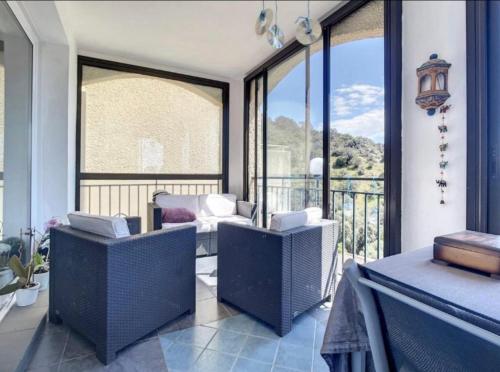 Duplex vue mer Sanguinaires Ajaccio 500 m plage à pieds 2 chambres 2 balcons Clim 4
