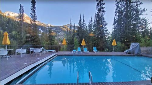 Skats, Condo Right on the Snowbird Slopes! in Snowbird Lodge (UT)