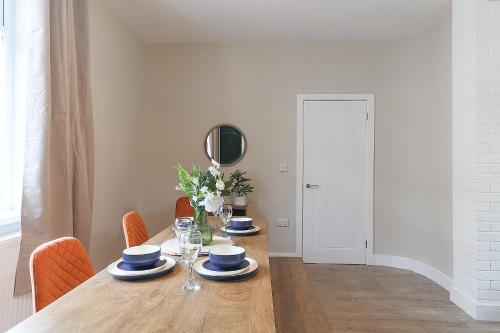 Iekārtas, Perfect Booking 4 Bed Home in Aberdare in Aberaman