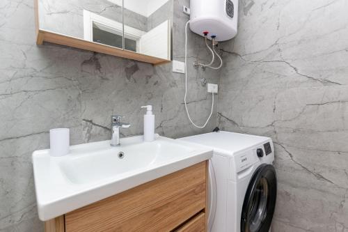 Apartment Comfort - image 5