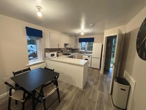 Cozy Morden Hilltop Guest house in 馬佩爾里