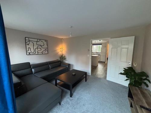 Cozy Morden Hilltop Guest house in 馬佩爾里