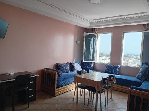 HOTEL AZOuR in Talborjt
