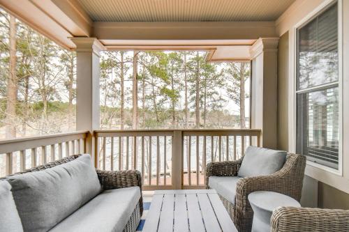 Condo on Lake Oconee Unobstructed Big Water Views in 格林斯伯勒