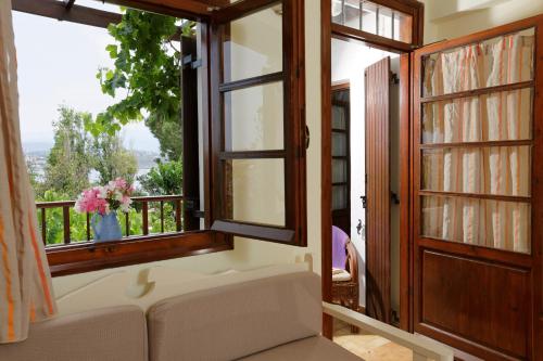 Alianthos Suites - image 7