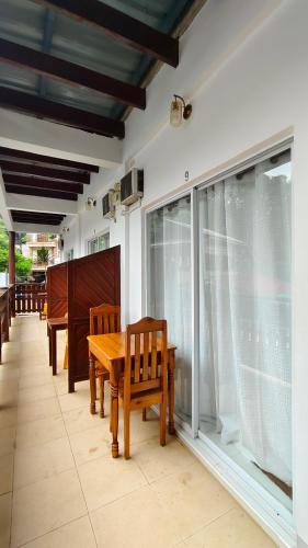 Neela Tourist Lodge 3