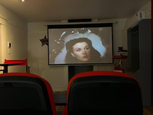 Movie Night 100 inch Screen Walk to Bars and Restaurant - image 5