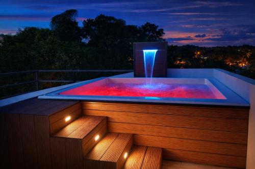 A környék, Modern Penthouse with Rooftop Oasis & Gated Parking - 3 in Playa Dorada