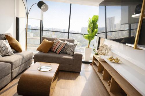 Apartamento moderno con balcón, parking y WiFi en zona céntrica de Lima