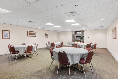 Riverside Hotel – Casper, WY