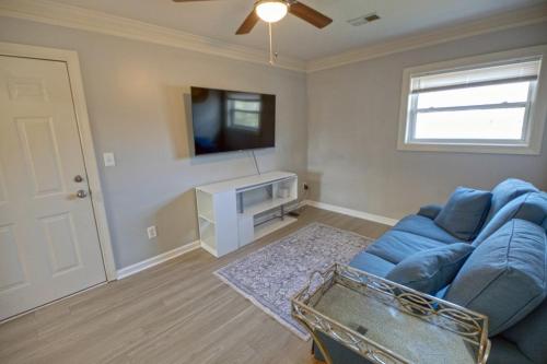 Free Parking! Apartment for You 2BR City Stay in English Avenue