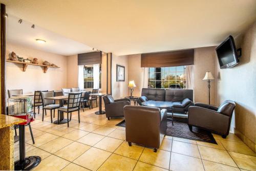 Restaurante, Baymont by Wyndham Chandler I-10 in Chandler