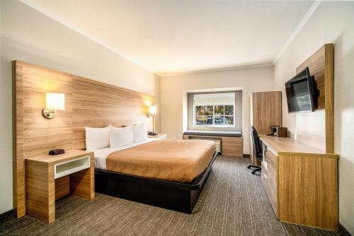 Quality Inn Chandler I-10 - image 22