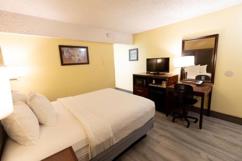 Econo Lodge Flagstaff Route 66 - image 34