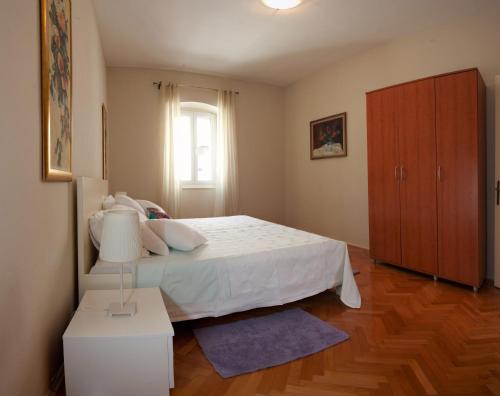Gianina Apartment, Split (photo 7)