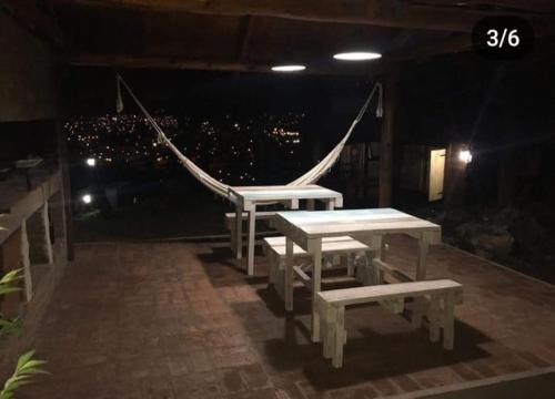 Cabañas con vista panorámica a toda la ciudad, pileta