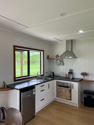 Peaceful Country Cottage in Te Awamutu