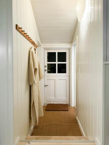 Exterior view, Split-Level Holiday Home With View Of Arø in Arosund