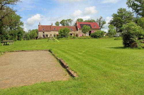 Les cheyroux in Saint-Martin-le-Mault