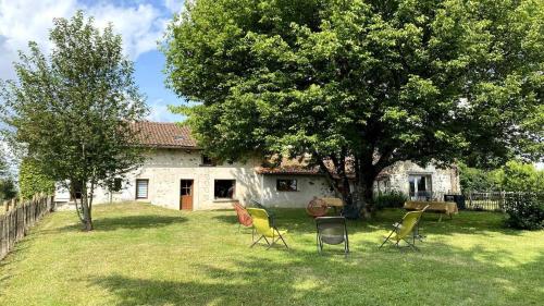 Lou peyrahout gîte à louer Villeneuve