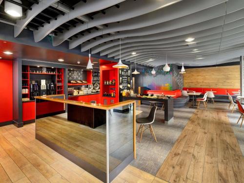 Pub/Ruang Rehat, ibis Brighton City Centre Hotel in Brighton and Hove