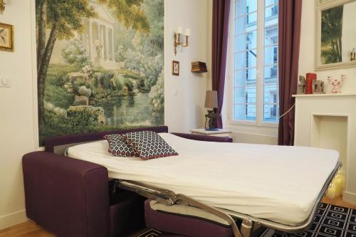 Louvre Opera Private ChicSuites - main image