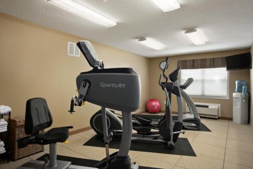 Microtel Inn & Suites By Wyndham Mineral Wells/Parkersburg in Mineralwells, USA