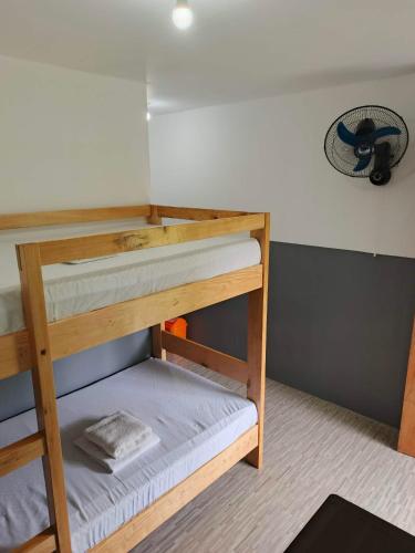 1 bunk bed