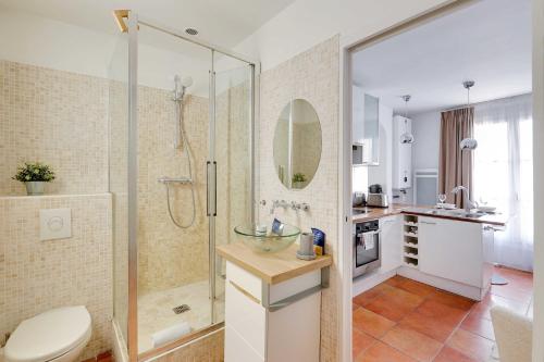 Charming Apartment 1BR 2P – Paris 4th - image 3