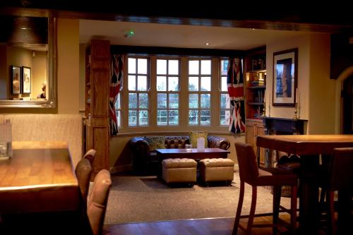 Étterem, The Golden Pheasant in Plumley