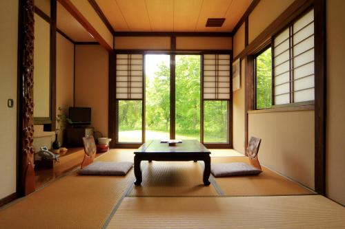 Japanese-Style Room