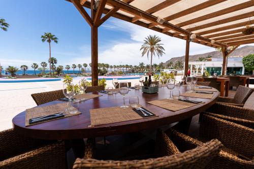 ห้องอาหาร, Playitas Aparthotel - Sports Resort in ลาสปลายิตาส