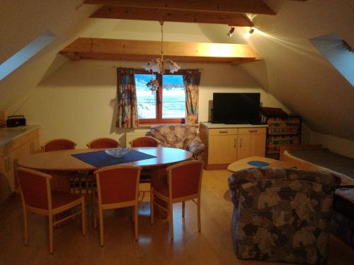 Ferienwohnung Kocher, Pension in Mauterndorf