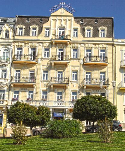 . Hotel Paris