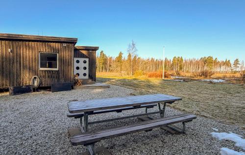 Viesnīcas āriene, 3 Bedroom Awesome Home In Storfors in Radetorp