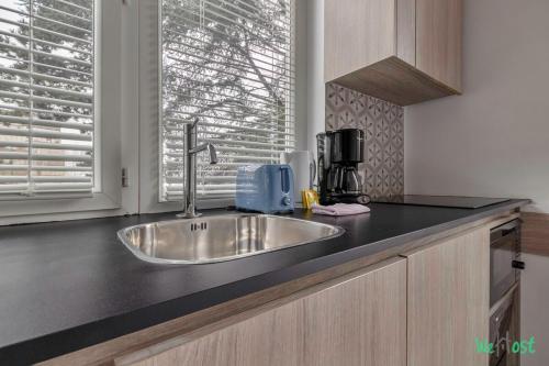 Louis Vicat 3 - CI - Cosy flat for 2 Near Parc Expo Porte de versailles in Vanves