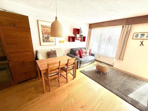 Family-Friendly Mörlialp Flat with Views (Family-Friendly Morlialp Flat with Views) in Гісвіль