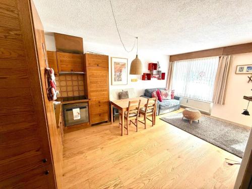 Family-Friendly Mörlialp Flat with Views (Family-Friendly Morlialp Flat with Views) in Гісвіль