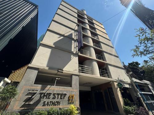 Collection O The Step Sathorn, Bangkok