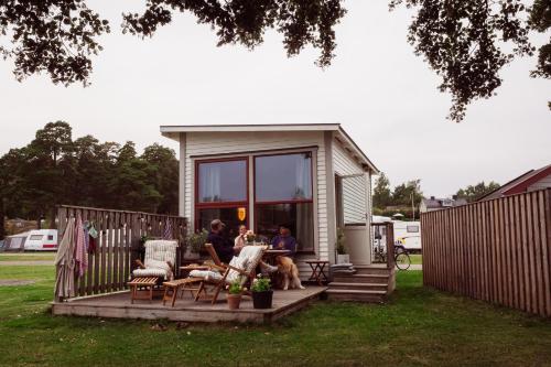 Viesnīcas āriene, Nävekvarns Skärgårdscamping (Navekvarns Skargardscamping) in Navekvarn