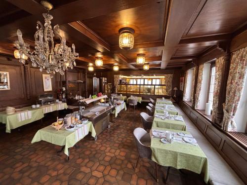 Food and beverages, Hotel Krone Neuenburg in Neuenburg am Rhein