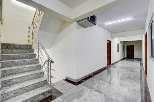 Lobby, Super Collection O Sathyabama University Sithalapakkam Formerly Srinivasa Residency in Chennai
